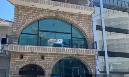 Ponto comercial para alugar na Rua Emília Marengo, Vila Regente Feijó, São Paulo