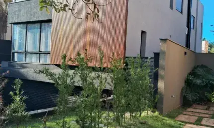 Casa em condomínio fechado com 5 quartos para alugar na Rua Carlota Ilnicki, 0, Conjunto Residencial Vivendas do Arvoredo, Londrina