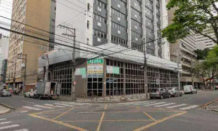 Excelente prédio comercial com 3.577,40m construídos em excelente localização no centro de curitiba.