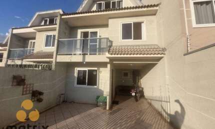 Sobrado com 3 dormitórios à venda, 130 m² por R$ 750.000,00 - Capão Raso - Curitiba/PR