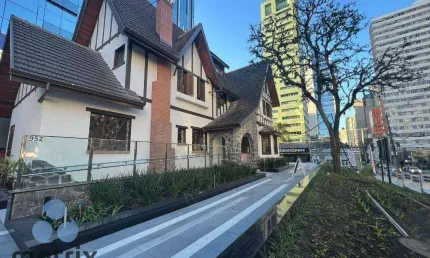 Casa para alugar, 565 m² por R$ 43.540,01/mês - Centro - Curitiba/PR