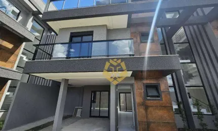 Sobrado com 3 dormitórios à venda, 156 m² por R$ 839.000,00 - Boqueirão - Curitiba/PR