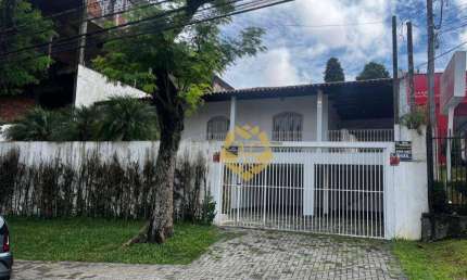 Sobrado para alugar, 286 m² por R$ 9.122,17/mês - Champagnat - Curitiba/PR