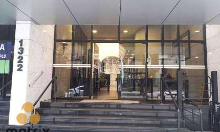 Sala comercial com 1 sala para alugar na Rua Visconde do Rio Branco, 1322, Centro, Curitiba