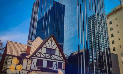 Sala comercial com 1 sala para alugar na Rua Emiliano Perneta, 952, Batel, Curitiba