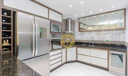 Casa Excepcional com 6 dormitórios à venda, 520 m² por R$ 1.150.000 - Atuba - Colombo/PR!