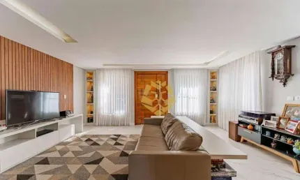 Casa em condominio fechado em Santa Felicidade, com 3 suítes à venda, 300 m² por R$ 2.300.000