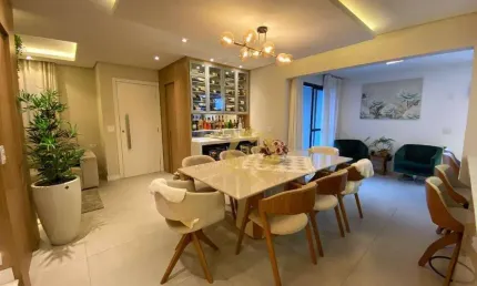 Excelente Casa com Porteira Fechada à venda, 270 m² por R$ 1.700.000 - Boa Vista - Curitiba/PR!
