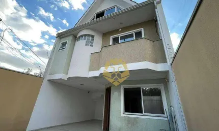 Sobrado com 3 dormitórios à venda, 106 m² por R$ 690.000,00 - Uberaba - Curitiba/PR