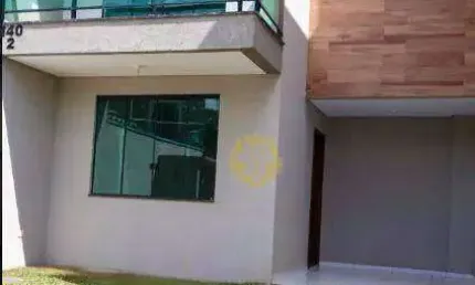 Sobrado no Uberaba com 2 dormitórios à venda, 80 m² por  R$ 500.000.