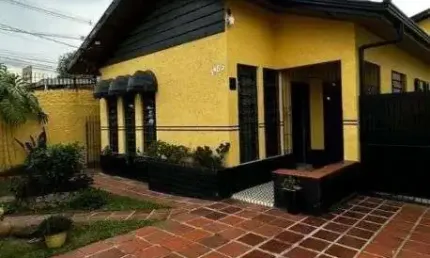Ampla casa para locação no rebouças – 440m² de conforto e espaço! com 4 dormitórios para alugar, por r$ 4.000/mês - rebouças - curitiba/pr