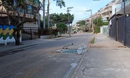Apartamento com 3 quartos à venda na Rua Engenheiro Haroldo Cavalcanti, 575, Recreio dos Bandeirantes, Rio de Janeiro