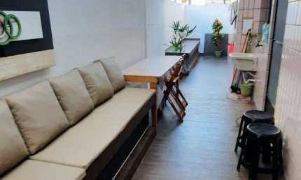 Impecável Apartamento com quintal Amplo  na Guilhermina Praia Grande