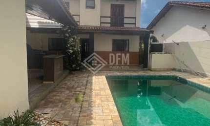 Condomínio Aruã - Casa à Venda no Condomínio Aruã - 3 Suítes, Piscina e Espaços Amplo