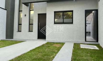 Casa Térrea à venda no bairro Parque Olímpico em Mogi das Cruzes, SP, com 3 dormitórios, sendo 1 suíte