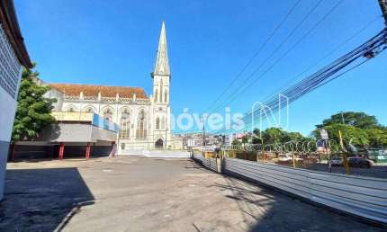 Barracão / Galpão / Depósito com 4 salas para alugar na Largo dos Mares, 1, Mares, Salvador