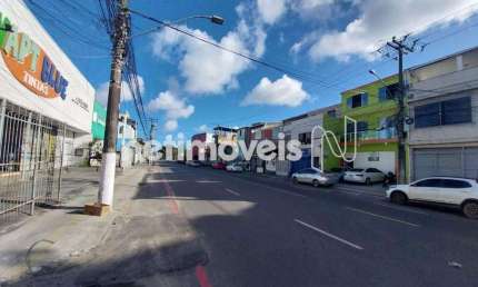 Ponto comercial com 1 sala para alugar na Avenida Caminho de Areia, 42, Caminho de Areia, Salvador