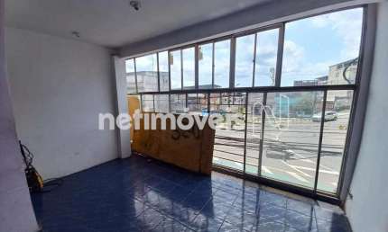 Sala comercial com 3 salas para alugar na Rua Engenheiro Austricliano, 53, São Caetano, Salvador