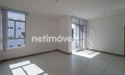 Apartamento com 3 quartos para alugar na Avenida Tancredo Neves, Caminho das Árvores, Salvador