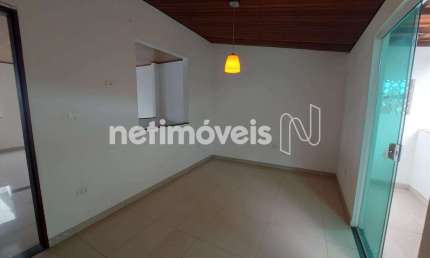 Casa com 3 quartos para alugar na Rua Goes Calmon, 20, Saúde, Salvador