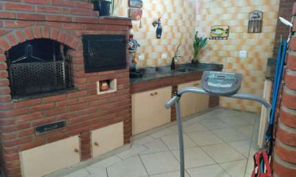 Casa com 4 quartos à venda na Rua Cristóvão Colombo, --, Jardim Vila Galvão, Guarulhos, 225 m2 por R$ 750.000