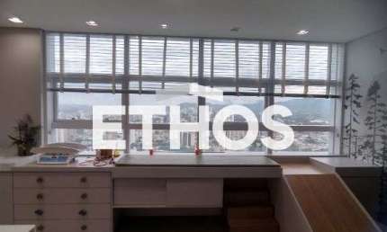 Venda de sala medindo 45,87 m2 com duas vagas de garagem - Golden Office - Chacara Urbana - Jundiai/SP. R$ 630.000,00