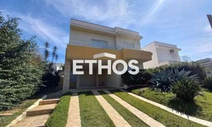 Casa de Alto Padrao em Medeiros, Jundiai - 4 dormitorios, 3 suites, 4 garagens