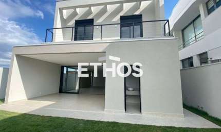 Casa de 280m2 no loteamento Brisas do Lago em Jundiai - Para venda