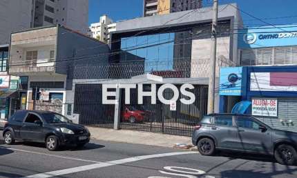 Predio Comercial, recem construido, para locacao no centro de Jundiai/SP com area de 1.268 m2,  16 vagas, 4 banheiros e elevador