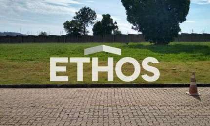 Otimo terreno, com 682 m2, no Condominio Residencial Vale das Aguas,,