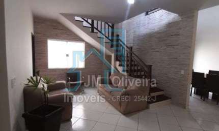 Casa com 3 quartos à venda na Vila Reis, Itapetininga 