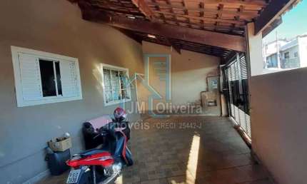 Casa com 2 quartos à venda na Vila Nastri, Itapetininga 