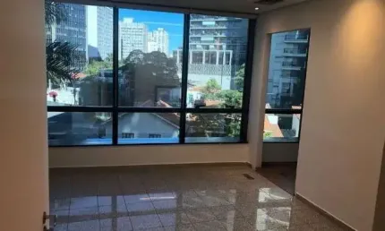 Sala comercial com 3 salas para alugar na Rua Diogo Moreira, 132, Pinheiros, São Paulo por R$ 5.000