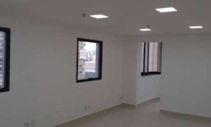 Sala comercial com 3 salas para alugar na Avenida Iraí, 75, Indianópolis, São Paulo por R$ 7.446
