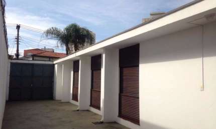 Casa com 4 quartos para alugar na Rua Alice Macuco Alves, 89, Alto de Pinheiros, São Paulo