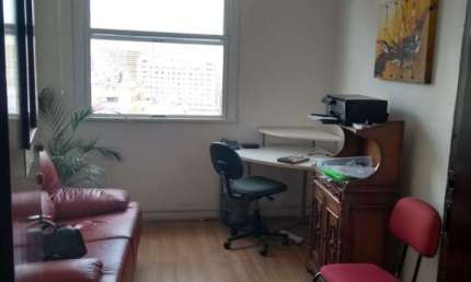 Sala comercial com 1 sala para alugar na Largo do Paissandu, 72, Centro, São Paulo por R$ 1.200