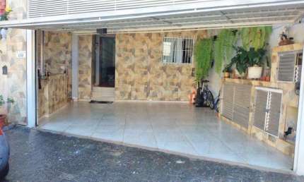 Casa com 3 quartos à venda na Rua Macajuba, 130, Jardim Iracema, São Paulo por R$ 635.015