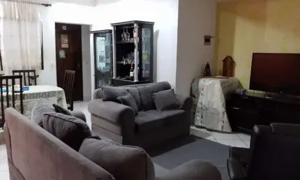 Casa em condomínio fechado com 6 quartos à venda na Rua Durval Guerra de Azevedo, 223, Parque Santo Antônio, São Paulo por R$ 450.015