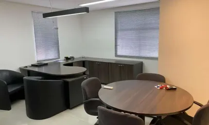 Prédio com 8 salas para alugar na Avenida Nova Independência, 1087, Brooklin, São Paulo por R$ 45.000