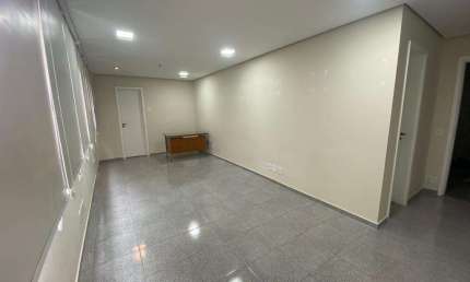 Sala comercial com 1 sala à venda na Avenida Fagundes Filho, 77, Mirandópolis, São Paulo por R$ 300.015