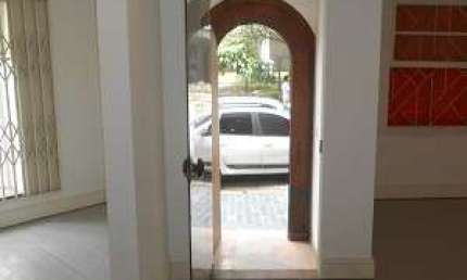 Casa comercial com 4 salas para alugar na Rua Piauí, 1168, Higienópolis, São Paulo por R$ 11.012