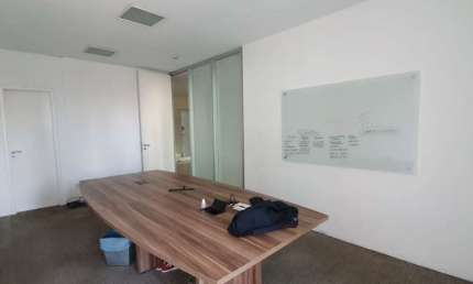 Sala comercial com 3 salas para alugar na Avenida Doutor Chucri Zaidan, 1550, Vila Cordeiro, São Paulo por R$ 5.814