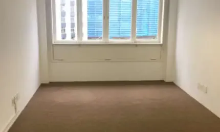 Sala comercial com 3 salas para alugar na Rua Araújo, 165, República, São Paulo por R$ 2.000