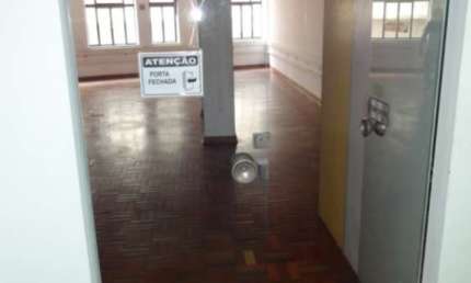 Sala comercial com 3 salas para alugar na Rua da Quitanda, 139, Sé, São Paulo por R$ 4.107