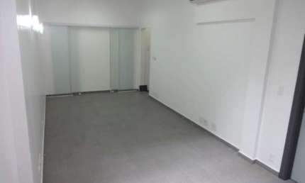 Sala comercial com 3 salas para alugar na Rua Vergueiro, 981, Liberdade, São Paulo por R$ 2.325