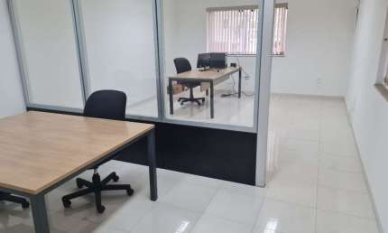 Sala comercial com 2 salas para alugar na Rua Indiana, 1148, Brooklin, São Paulo por R$ 3.012