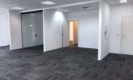 Sala comercial com 1 sala para alugar na Avenida Doutor Chucri Zaidan, 1550, Vila Cordeiro, São Paulo por R$ 12.006