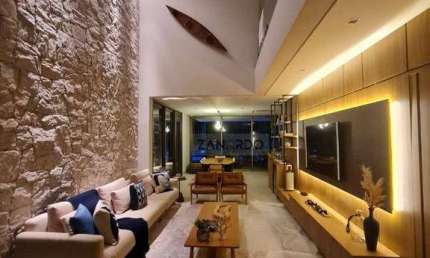 Casa de alto padrão próxima a praia à venda em Riviera de São Lourenço