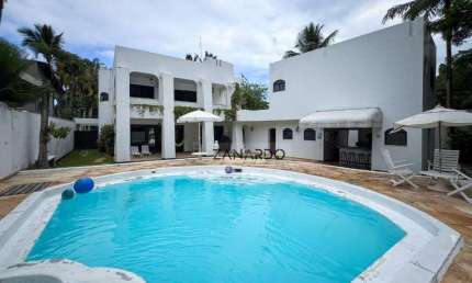 Casa à 80m da praia à venda em Riviera de São Lourenço