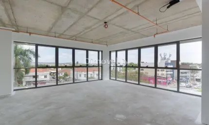 Sala comercial à venda na Avenida Wenceslau Escobar, 2714, Tristeza, Porto Alegre por R$ 449.000
